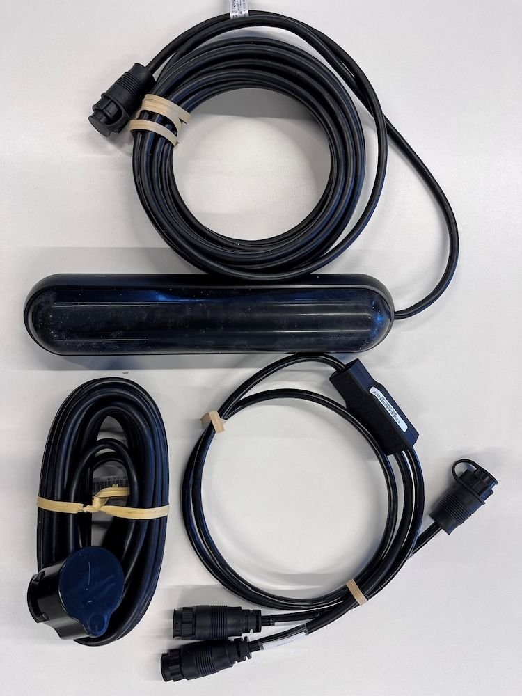 Lowrance Active Imaging 2-in-1 Transom Pod Transducer Y-Cable 83/200kHz