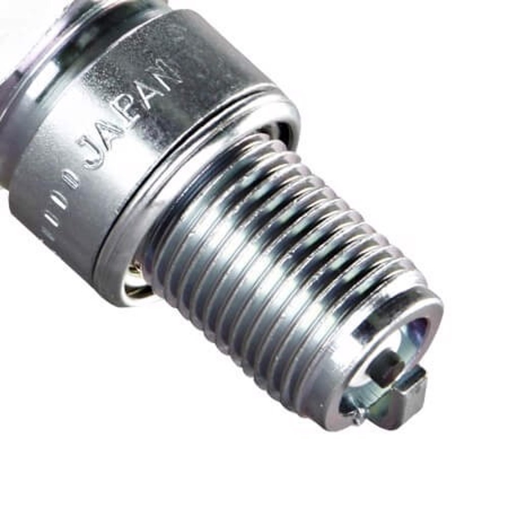NGK 7986 BR8ES-11 Nickel Spark Plug