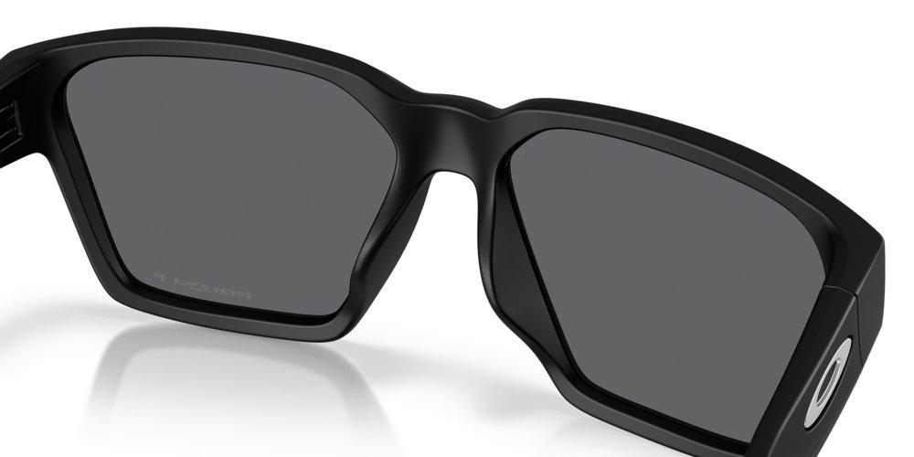 Oakley Briza Sunglasses