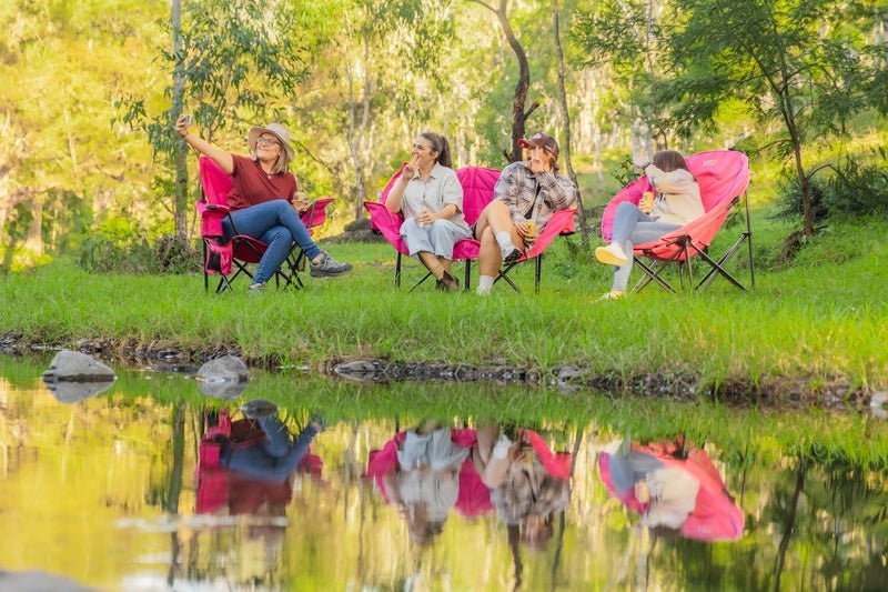 OZtrail Malibu Moon Chair Jumbo Pink