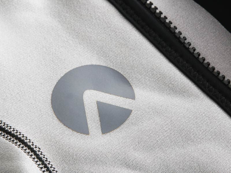 Sharkskin Chillproof Climate Control Womens Compression Top Size 8