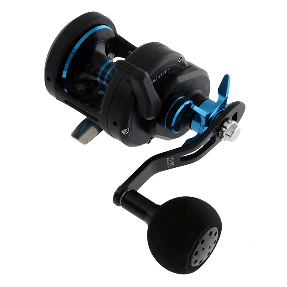 daiwa saltist 20h black STTLW30HB LW Conventional Levelwind Reel wind conventional reels offer a distinct benefit of perfectly laying the line evenly over the spool Daiwa saltist LD 20H, Sports
