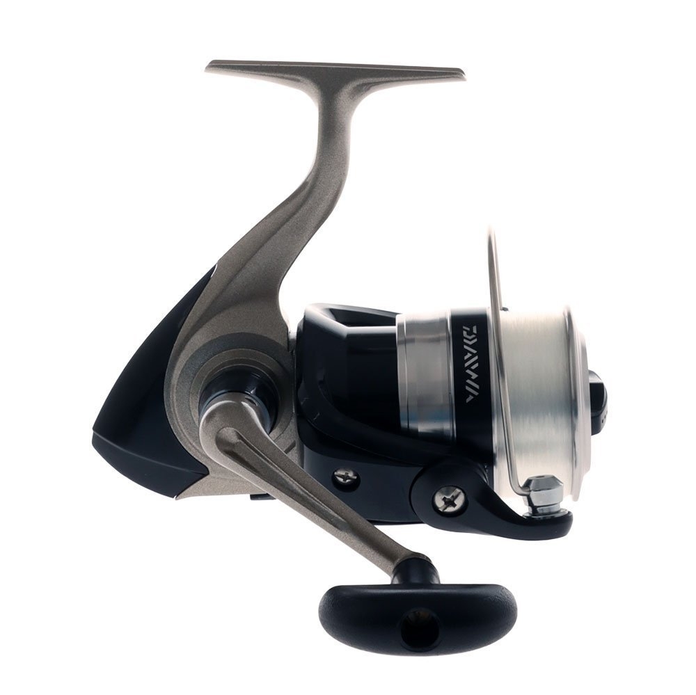 Daiwa Strikeforce 2500 Squadron Spinning Combo incl Line 7ft 2in 8-20lb 2pc