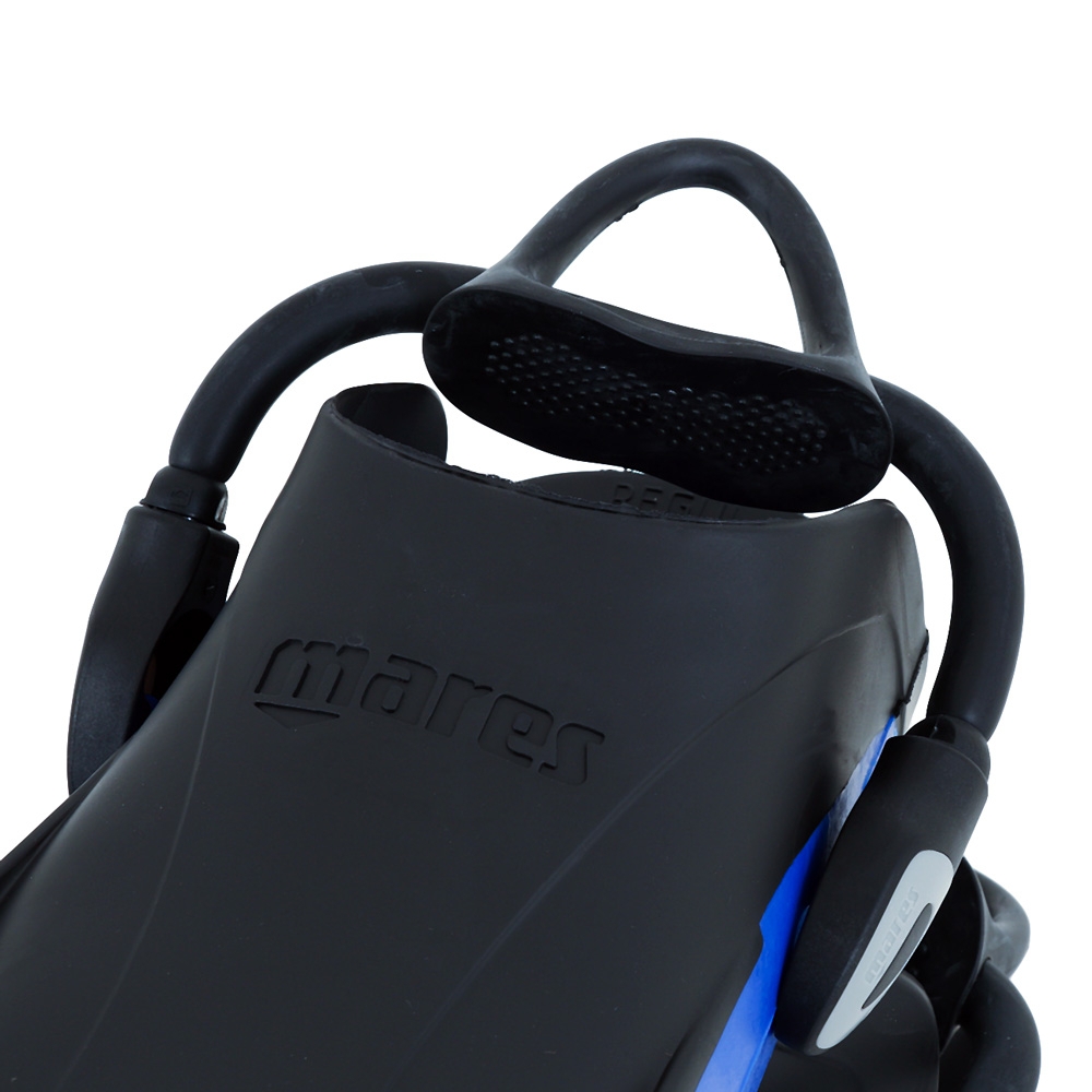 Mares Avanti Quattro + Dive Fins Reflex Blue