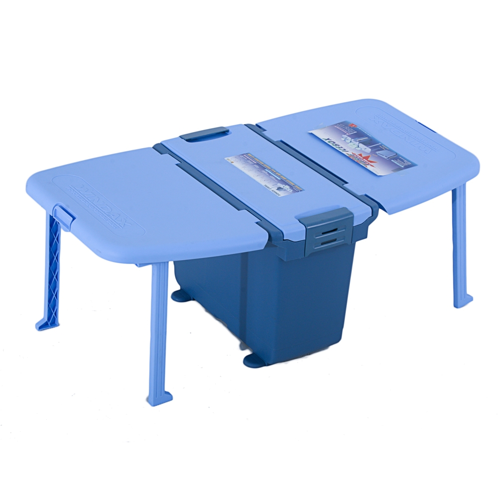 Challenger Chilly Bin Cooler with Side Table and Utensils