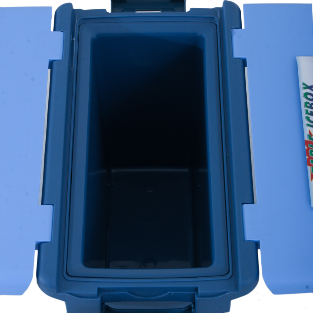 Challenger Chilly Bin Cooler with Side Table and Utensils