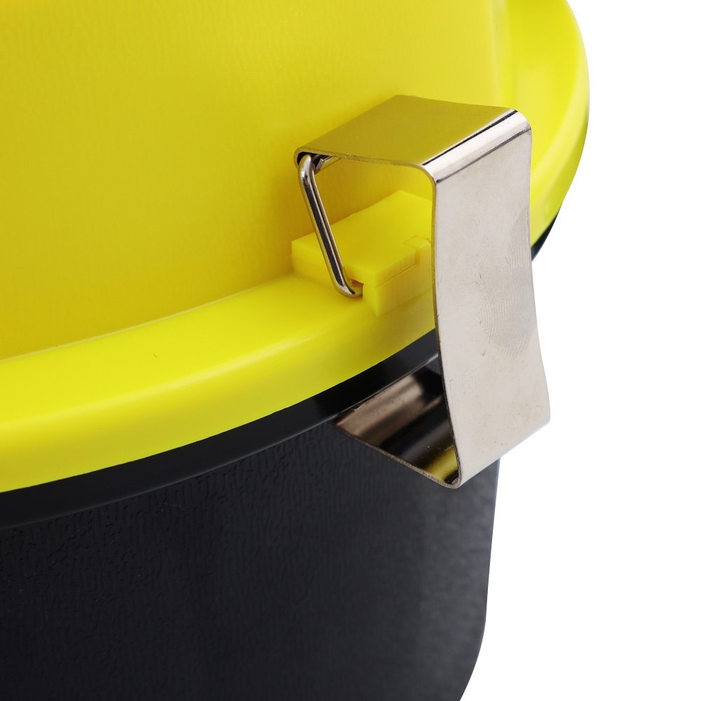 Challenger Portable Wet/Dry Vacuum Cleaner 12V