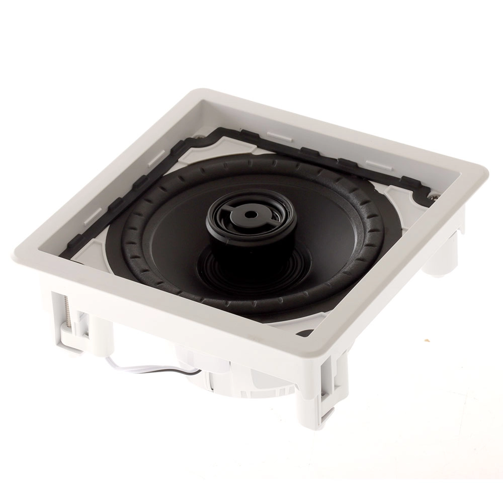 Fusion FM-F77SW Flush Mount Marine Speakers 7.7in 200W White Fusion FM-F77SW Flush Mount Marine Speakers 7.7in 200W White