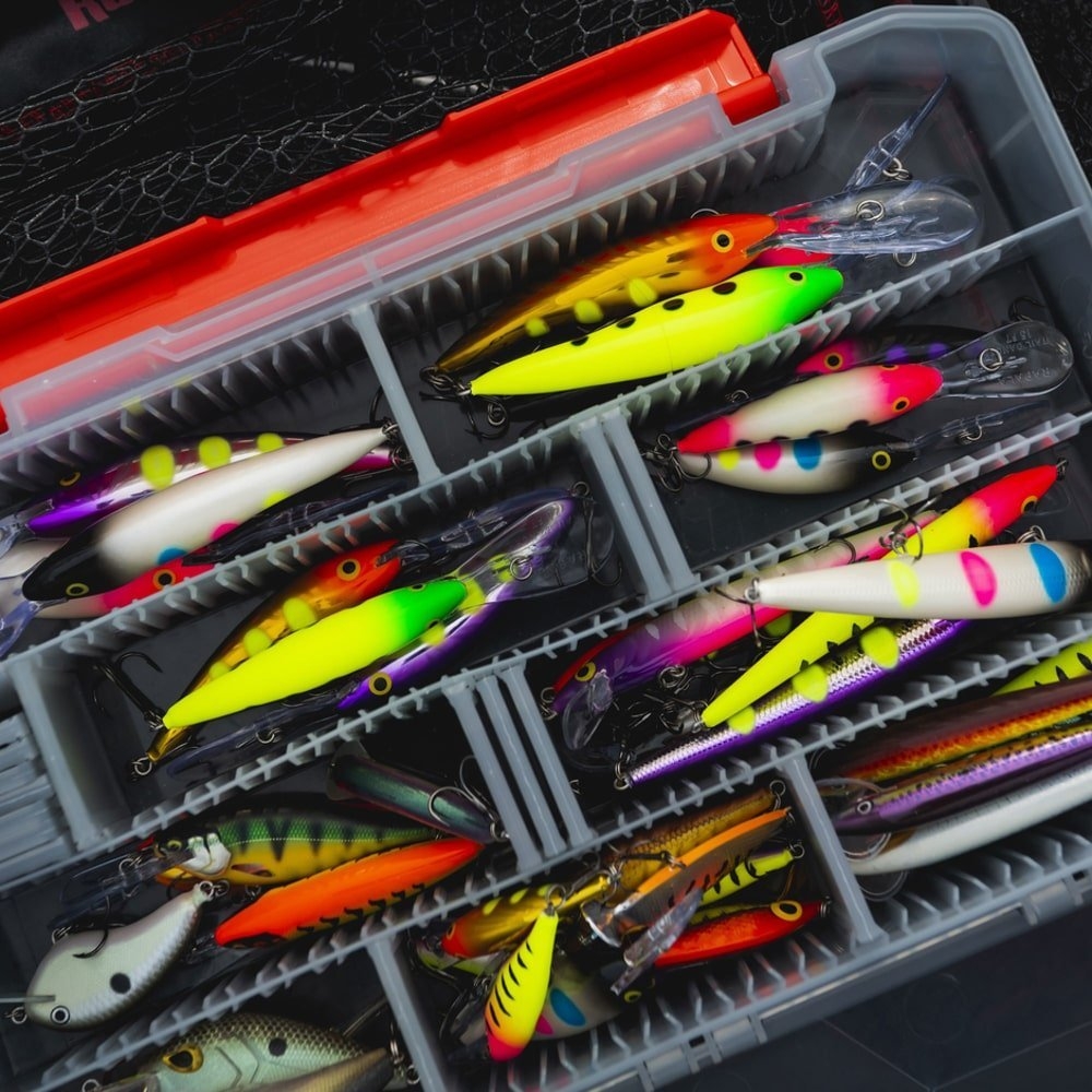 Rapala Rapstack 3700 Tackle Box with Dividers 36 x 23 x 4cm