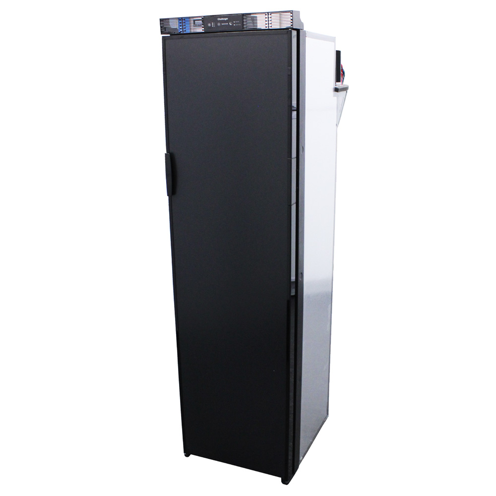 Challenger Slimline Single Door Fridge/Freezer 145L 12/24V Black