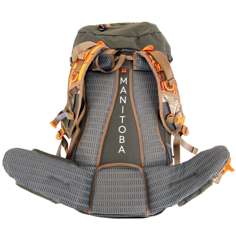 Manitoba Quest Hydration Backpack with Rifle Scabbard 45L Realtree Camo