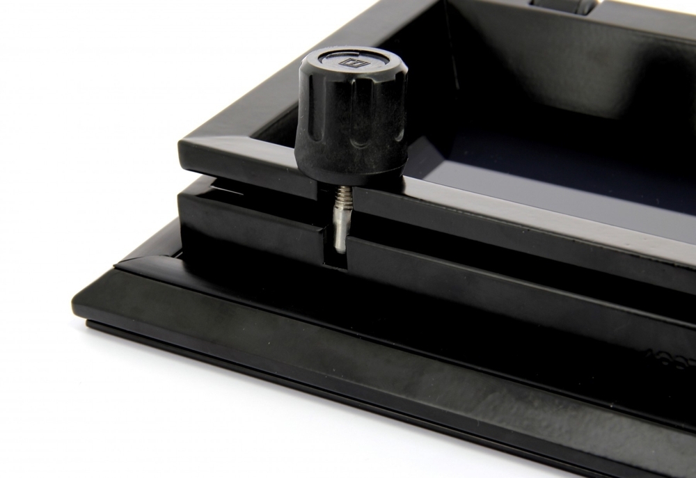 VETUS PL711 Ultra Slim Porthole with Mosquito Screen 156x303mm