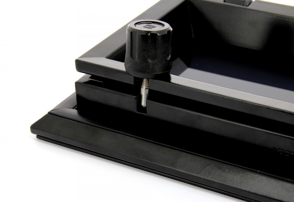 VETUS PL751 Ultra Slim Porthole with Mosquito Screen 244x429mm