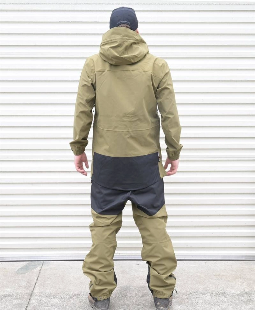 Manitoba Clothing Expedition Jacket Alpine Waterproof/Windproof Manitoba Clothing Expedition Jacket Alpine Waterproof/Windproof