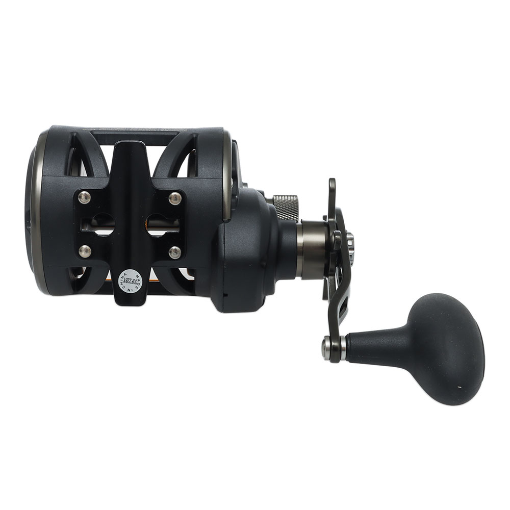 PENN Squall II 30 Star Drag Reel