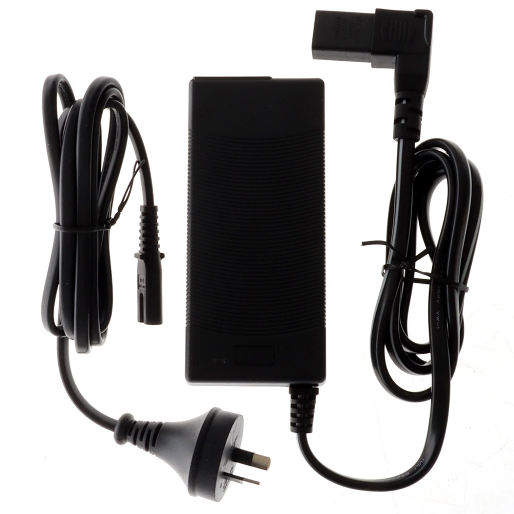 Engel 240V AC/DC Converter 6.66A