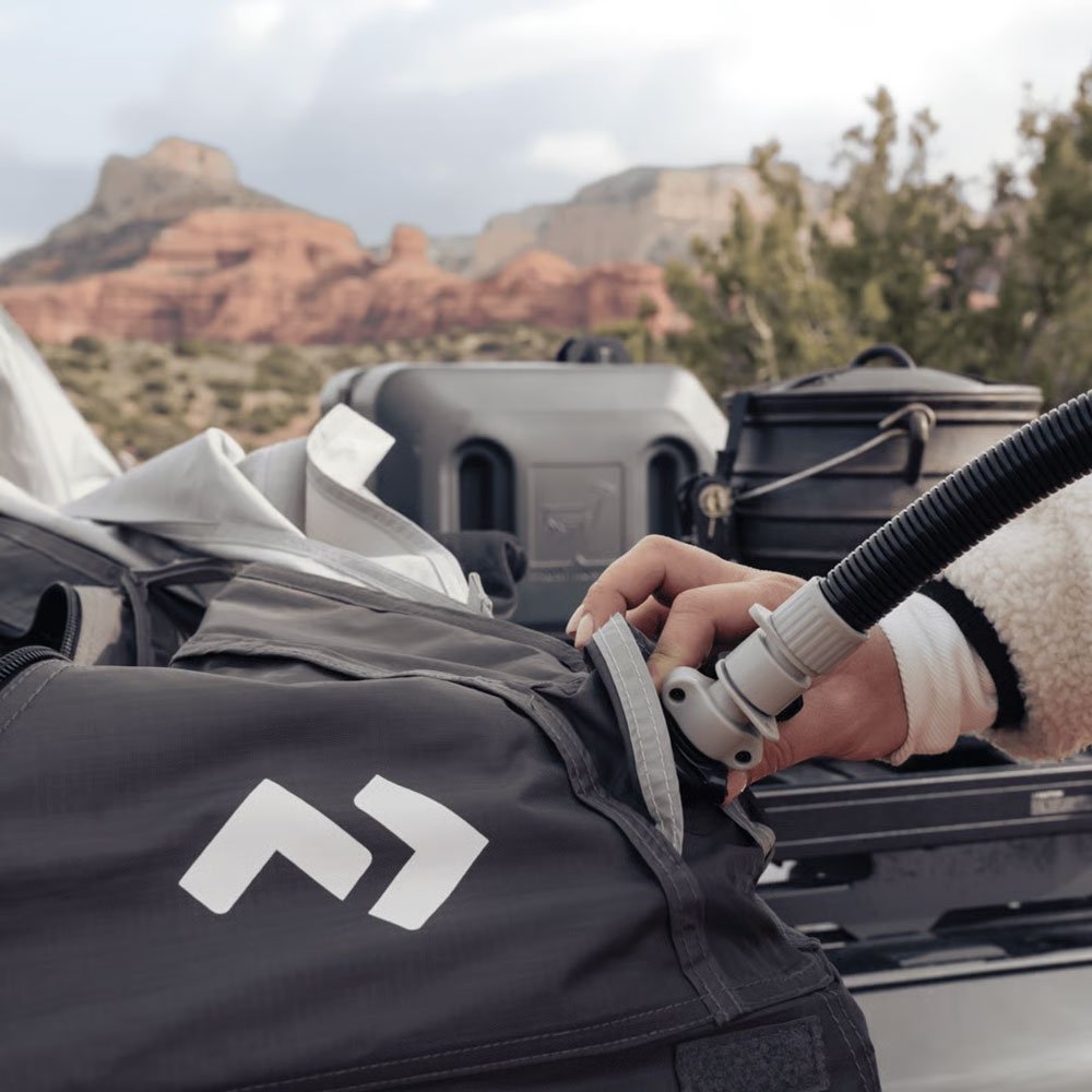 Dometic TRT 140 AIR 300D Inflatable Rooftop Tent