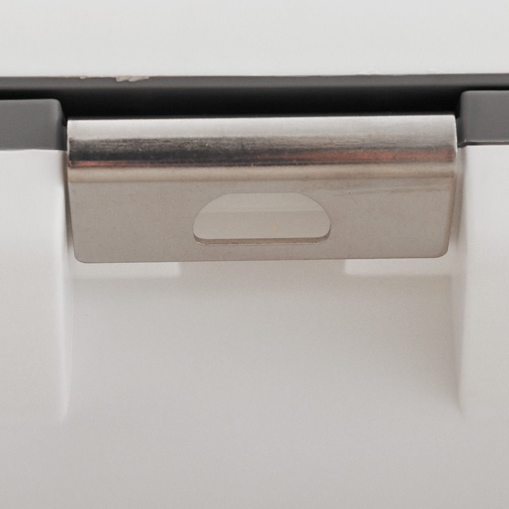 Tsunami Case Chilly Bin Cooler 70L White