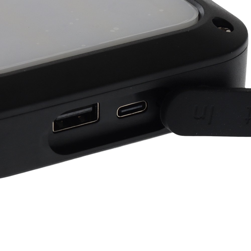 Kiwi Camping Boost Rechargeable LED Lantern with Power Bank 1000lm 5200mAh