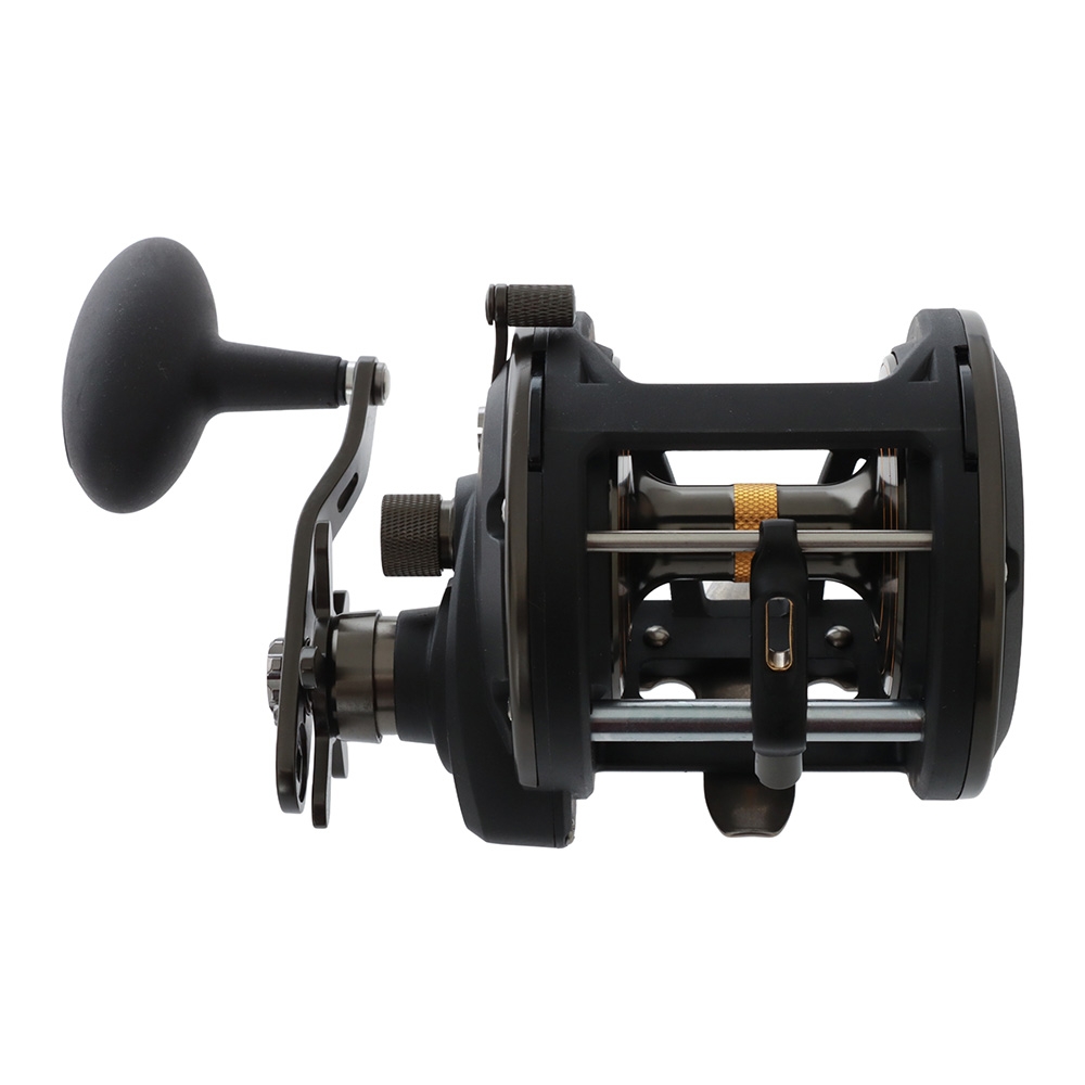 PENN Squall II 50 Level Wind Reel