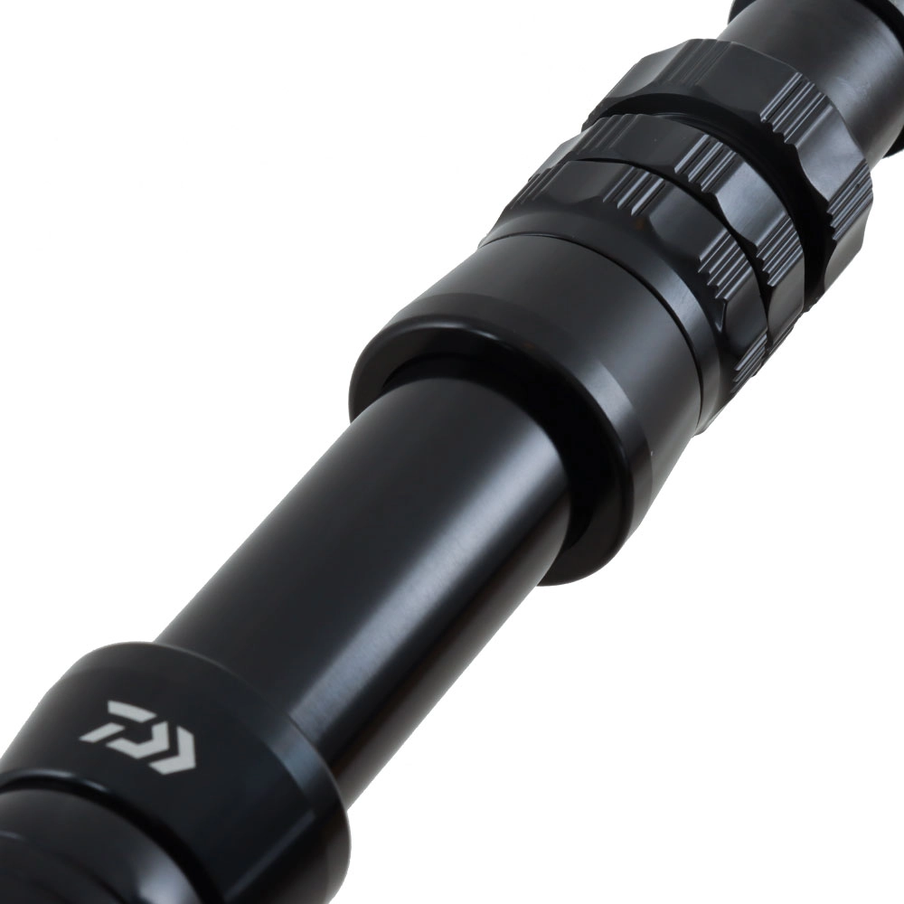 Daiwa 21 Tournament Straight Butt Game Rod 5ft 6in PE5-6 50-60lb 2pc Daiwa 21 Tournament Straight Butt Game Rod 5ft 6in PE5-6 50-60lb 2pc