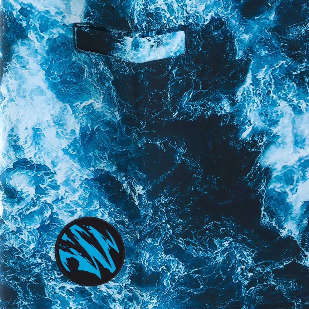 Okuma Fishing Mens Shorts Ocean Waves Size 32cm