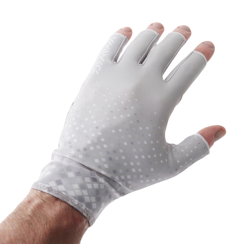 Daiwa UPF Sun Fishing/Casting Gloves
