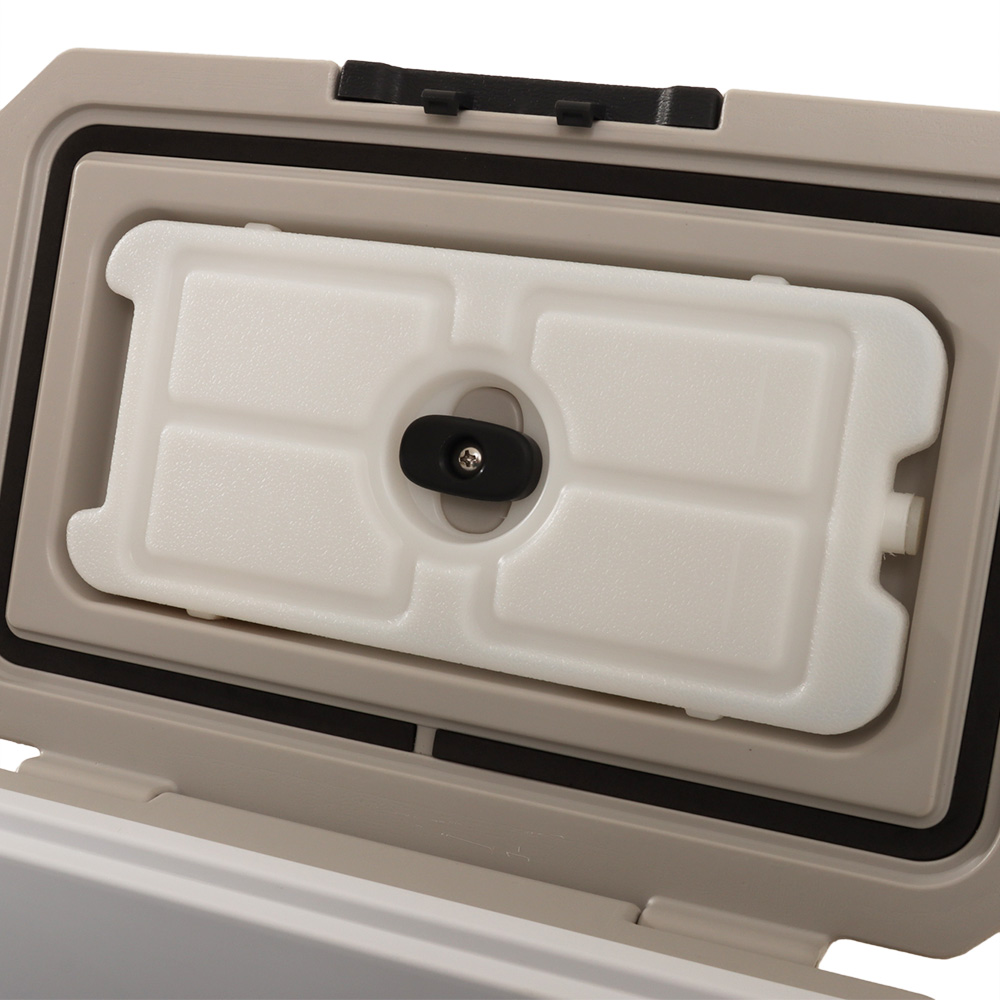 Brass Monkey Portable Fridge/Freezer 8L with Battery Compartment