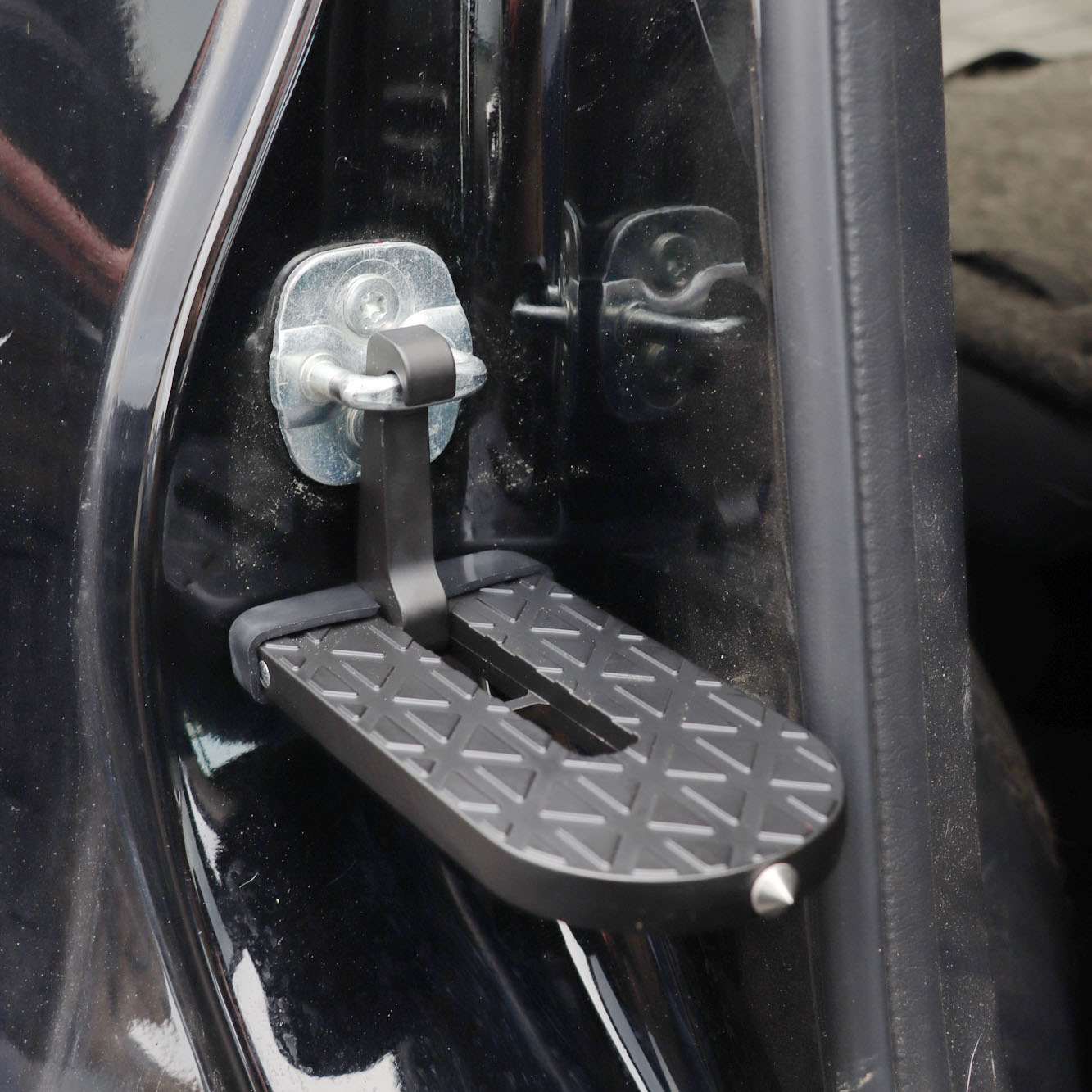 Aluminium Car and SUV Door Step Black