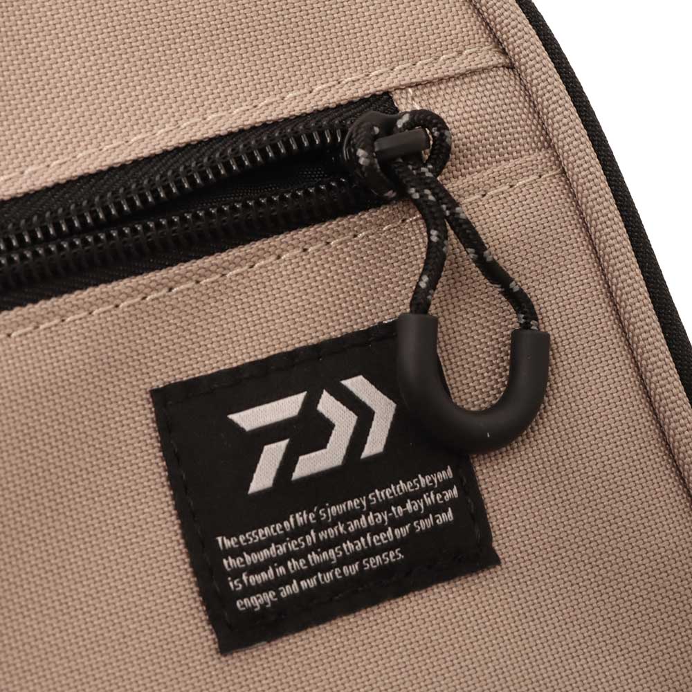 Daiwa Guide Waist Tackle Pack Coyote