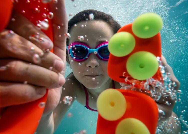 Nabaiji TICRAWL Swim Training Pool Suction Cup Handles