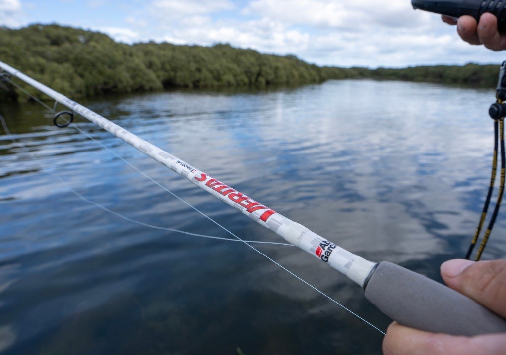 Abu Garcia Veritas 4.0 Spinning Surf Rod 12ft 12-20kg 3pc