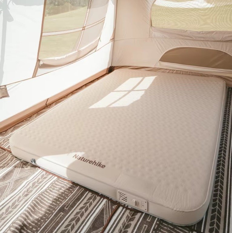 Naturehike Yugu Queen Airbed with Built-In Pump