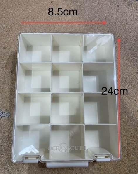 Oceansouth Boat Seat Box with 5 Shelves and Tackle Boxes 520mm