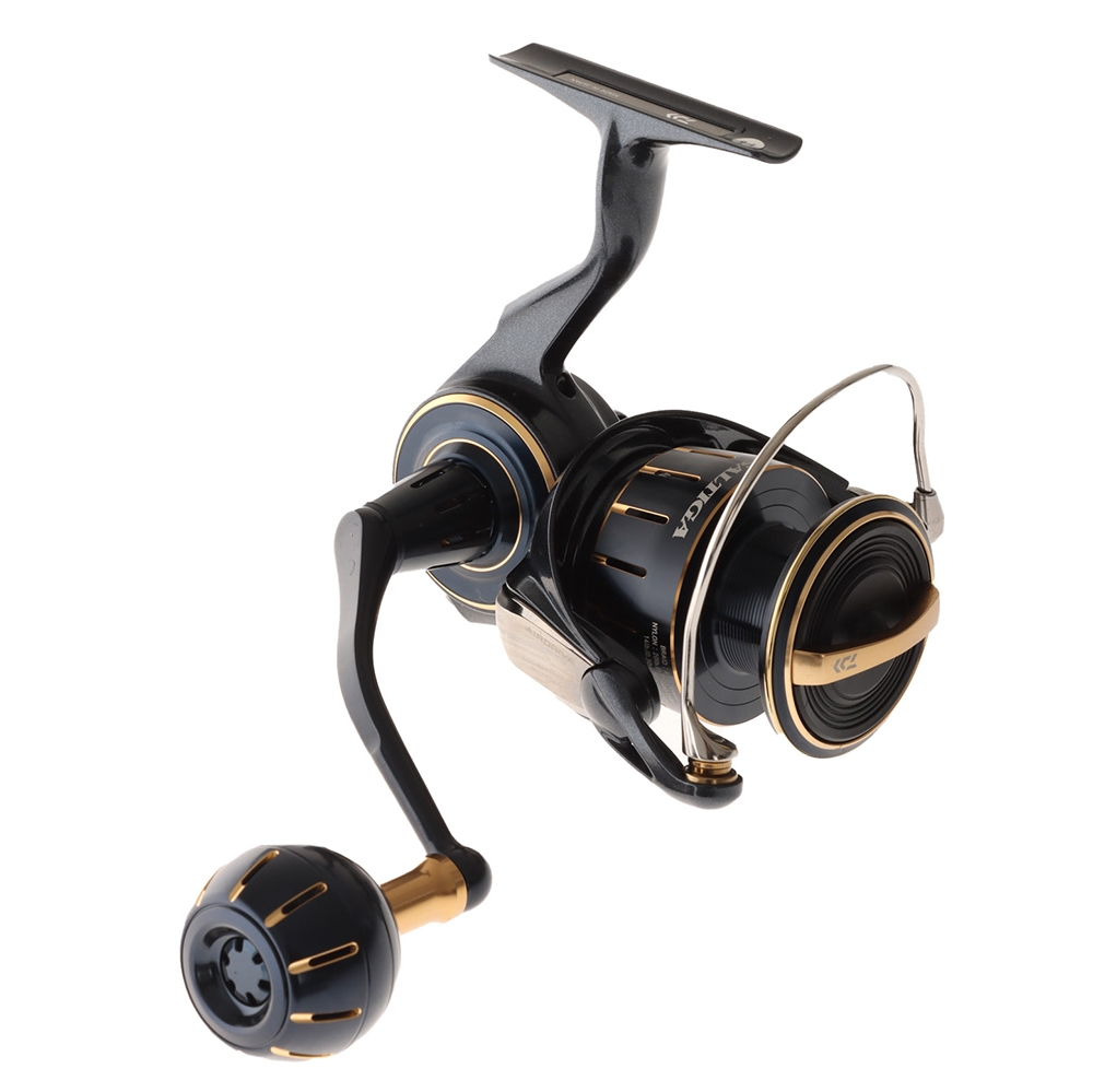 Buy Daiwa 23 Saltiga 4000-XH Saltwater Spinning Reel Blue