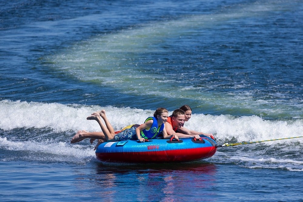 O'Brien Ultra Screamer 3-Person Towable Sea Biscuit Ski Tube