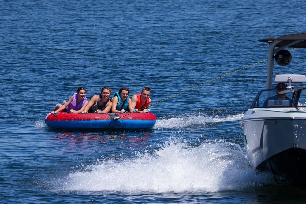 O'Brien X-Screamer 4-Person Towable Sea Biscuit Ski Tube