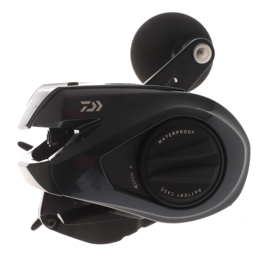 Daiwa Light Game IC 150 Baitcast Reel with Power Handle Daiwa Light Game IC 150 Baitcast Reel with Power Handle