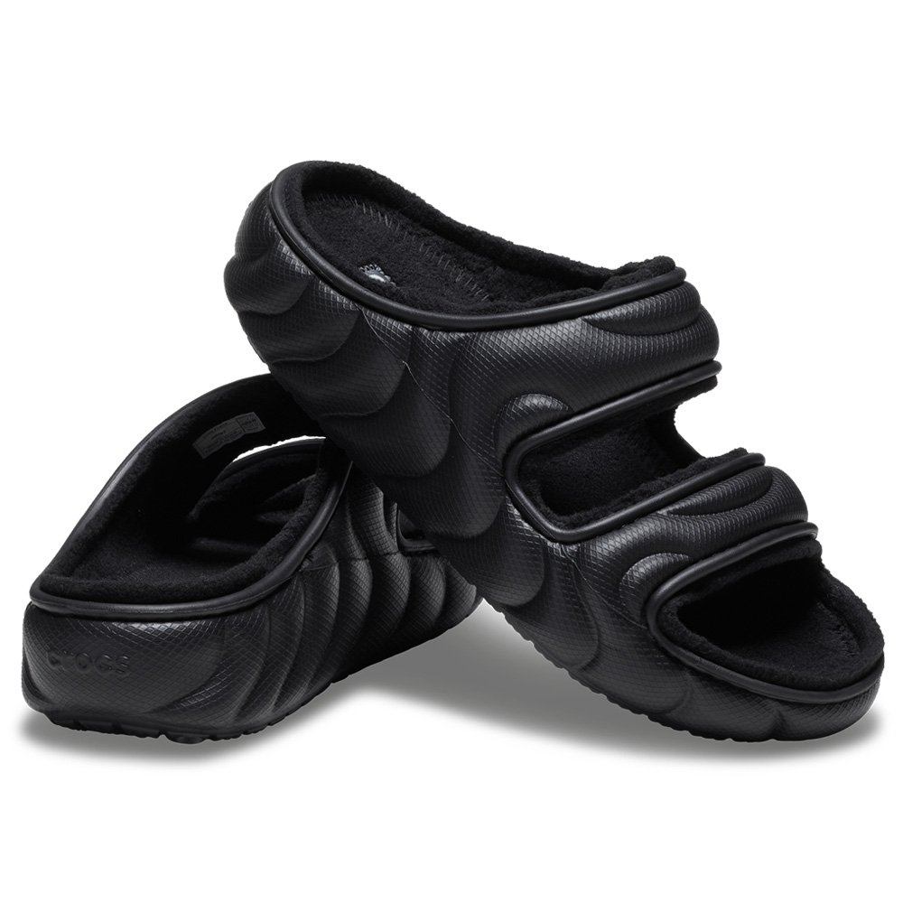 Crocs Classic Cozzzy Puffer Sandals Black Mens US5 / Womens US7