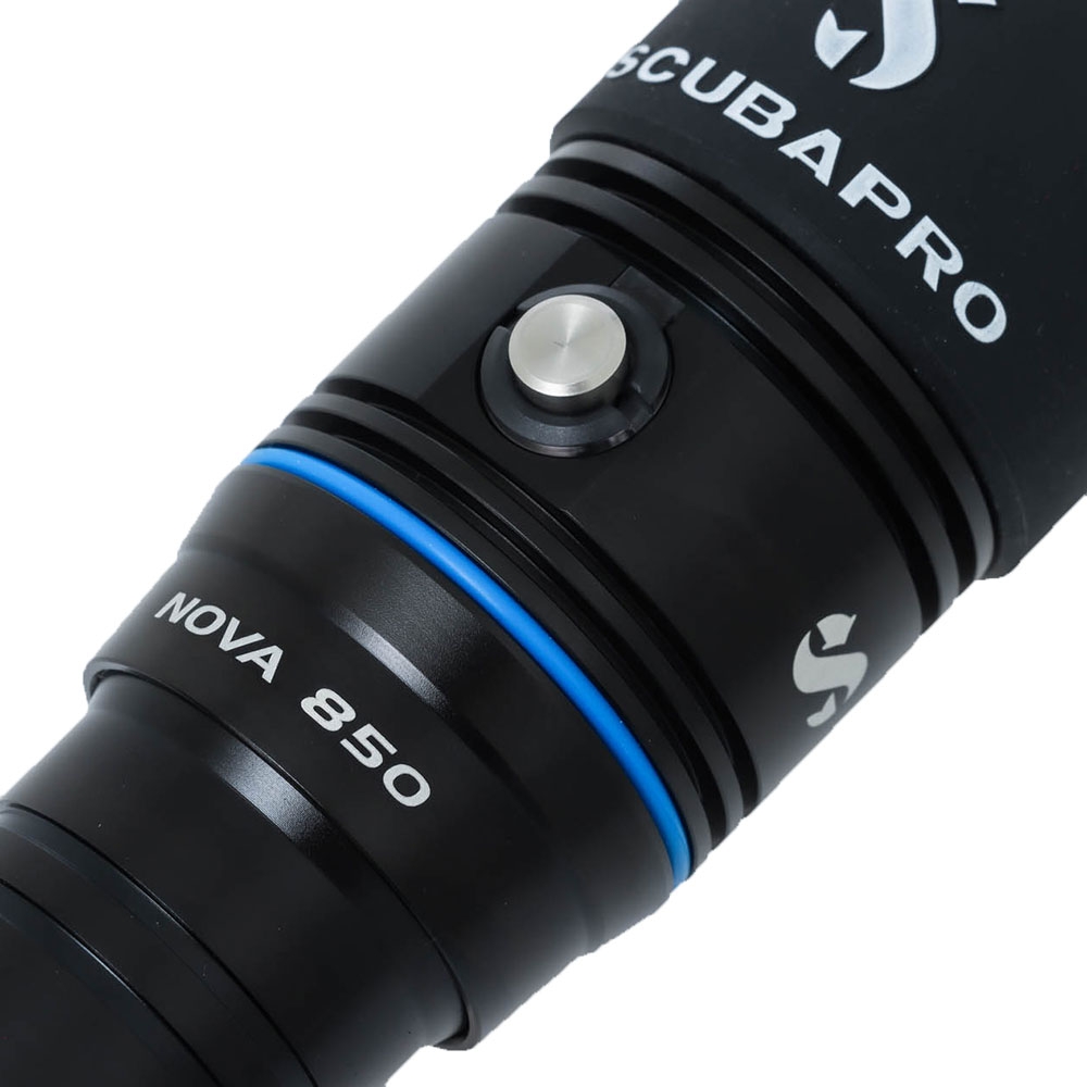 Scubapro Nova 850 Cree LED Dive Torch 850 Lumens