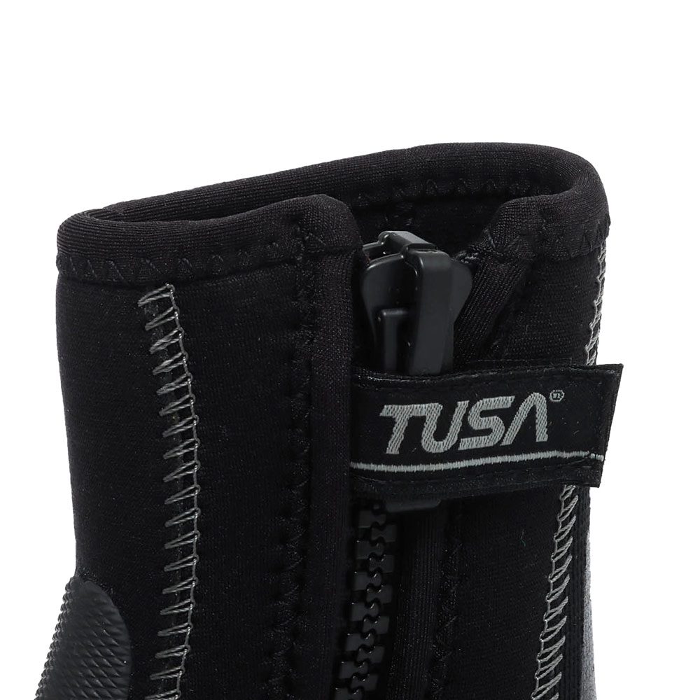 TUSA 5mm Neoprene/Nylon Dive Boots Mens US6.5 / Womens US9 TUSA 5mm Neoprene/Nylon Dive Boots Mens US6.5 / Womens US9