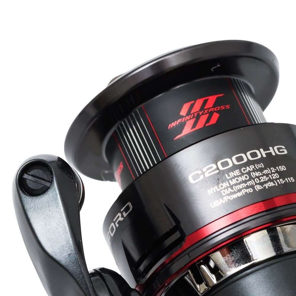 Shimano Vanford C2000 HG A Spinning Reel - Ex Display. Marked