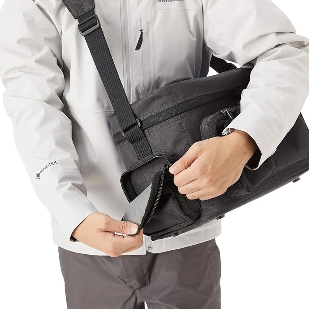 Shimano Cushion Shoulder Tackle Bag Large