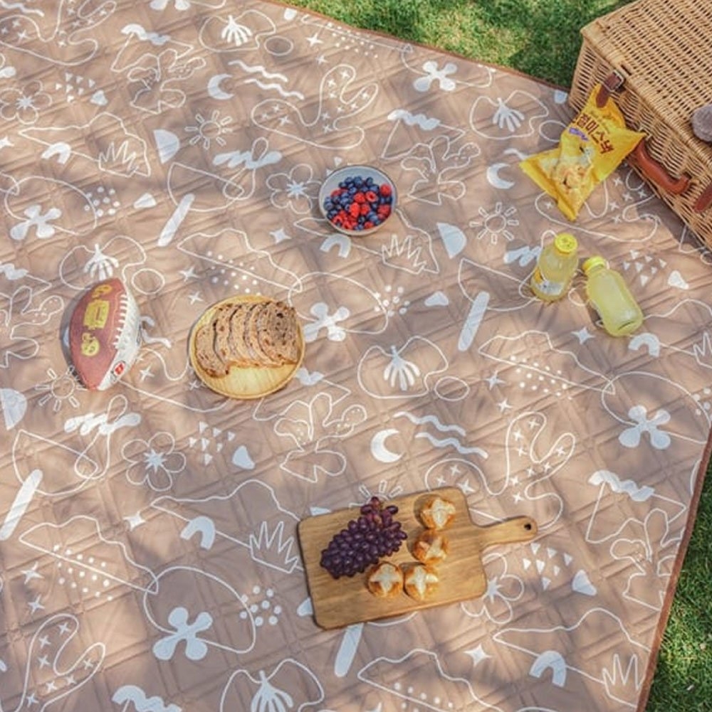 Naturehike Waterproof Picnic Rug Natural 395 x 270cm