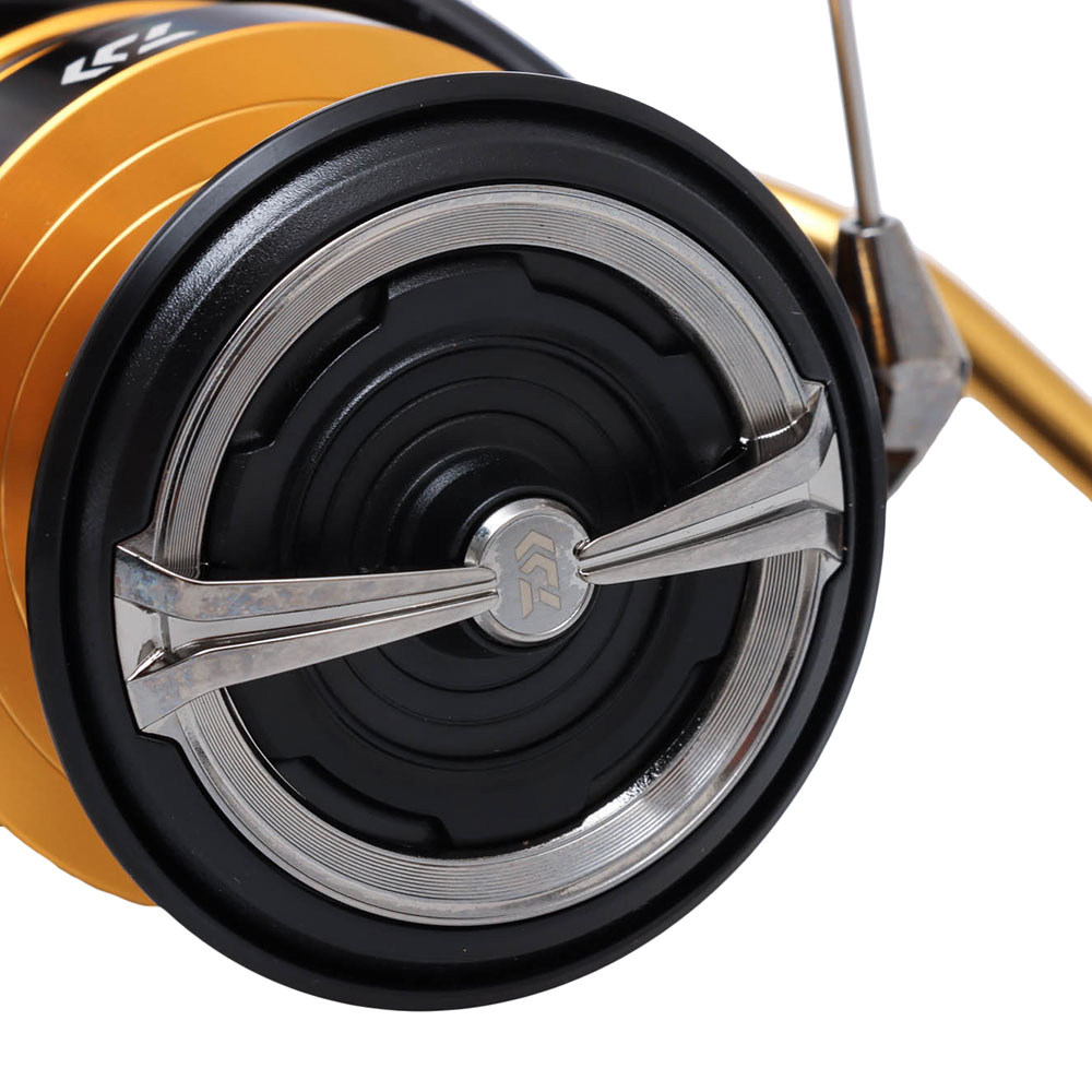 Daiwa Legalis LT 4000D-C (U) Softbait Spin Combo with Braid 7ft 6in 4-8kg 2pc