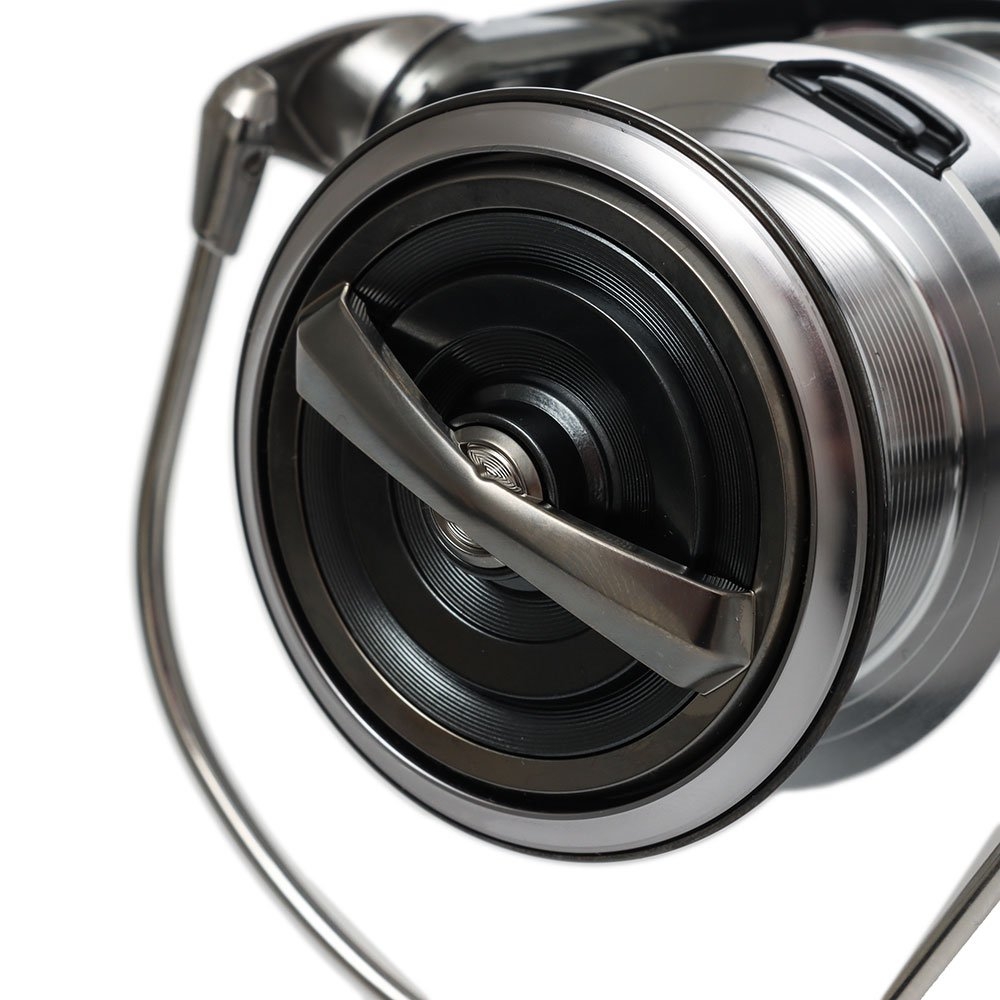 Daiwa 22 Exist LT4000-XH (G) Spinning Reel