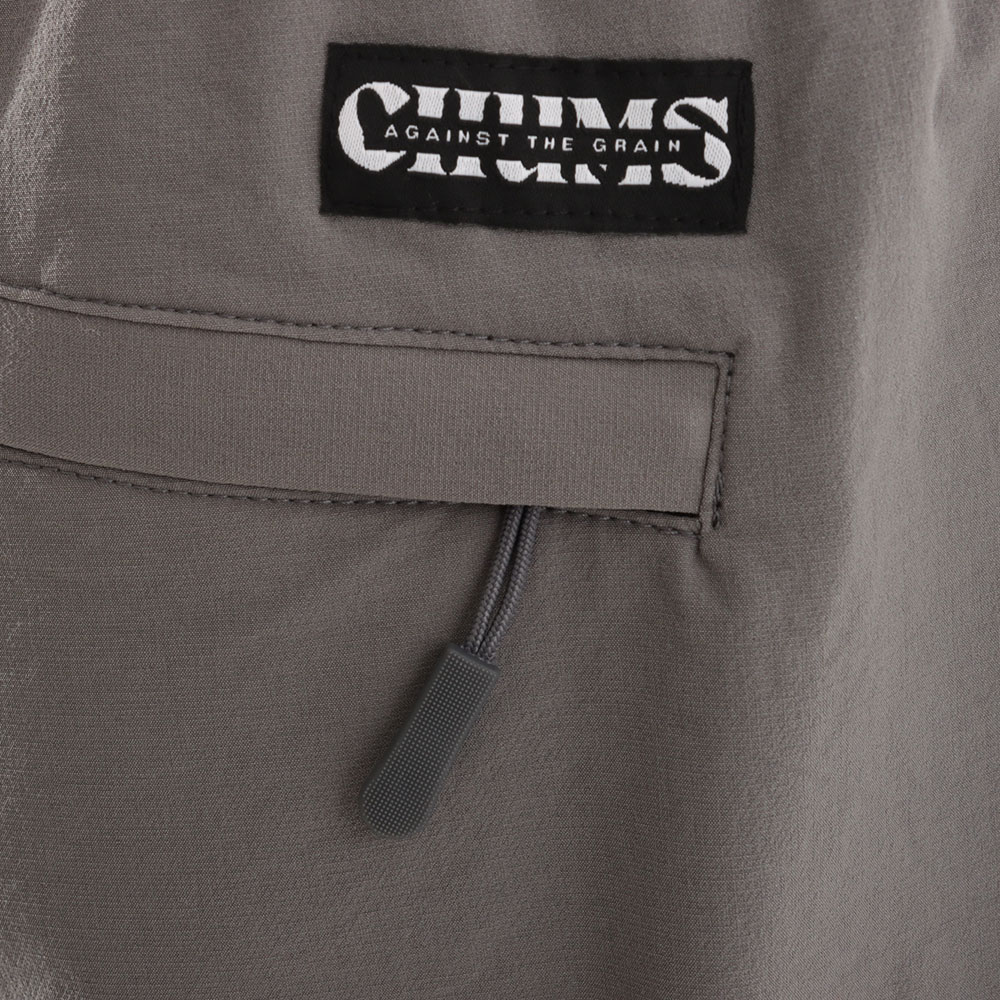 The Chums Reef Gangster 4-Way Stretch Board Shorts L