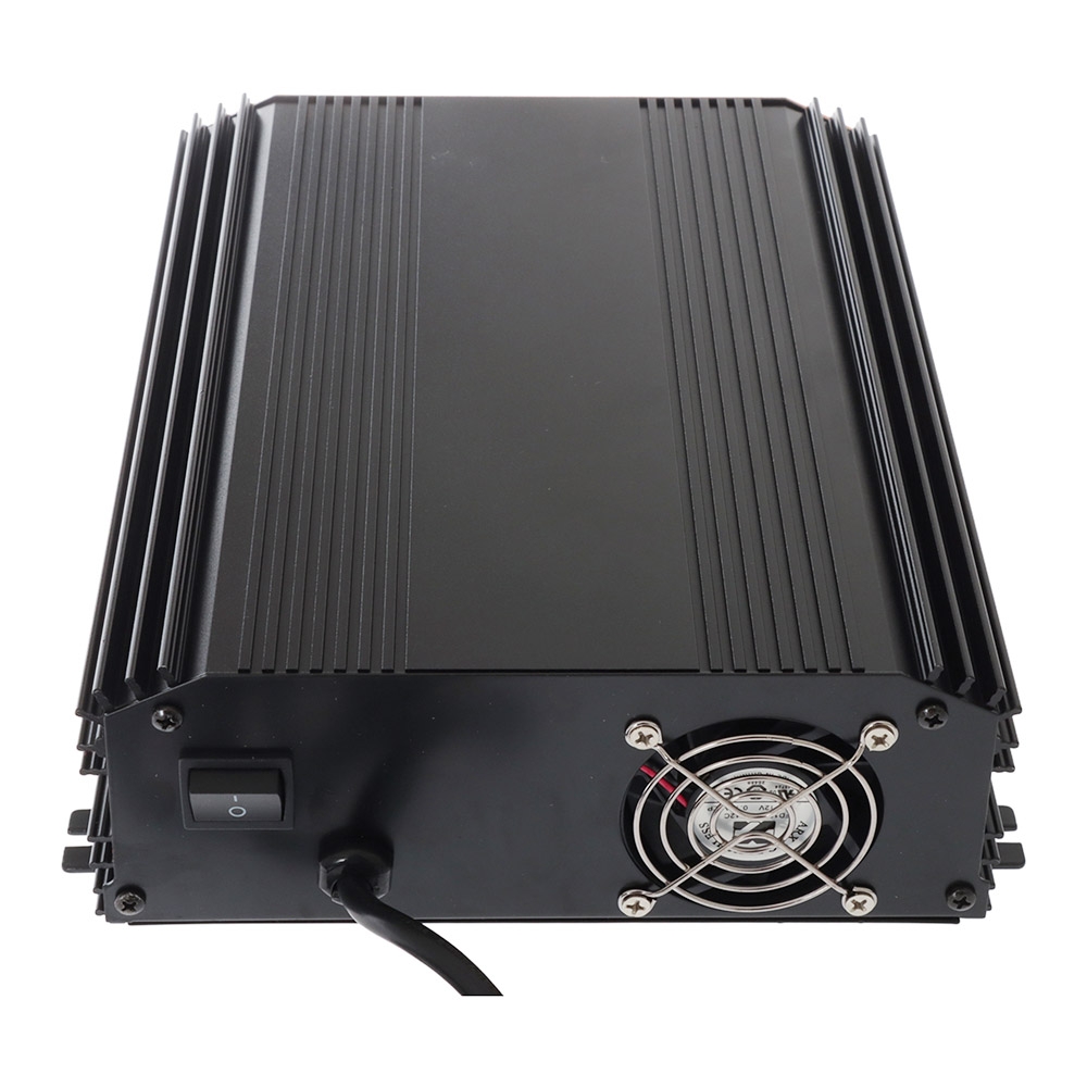 Powertrain Triple Output 6-Stage Heavy Duty Smart Battery Charger 12V 20A