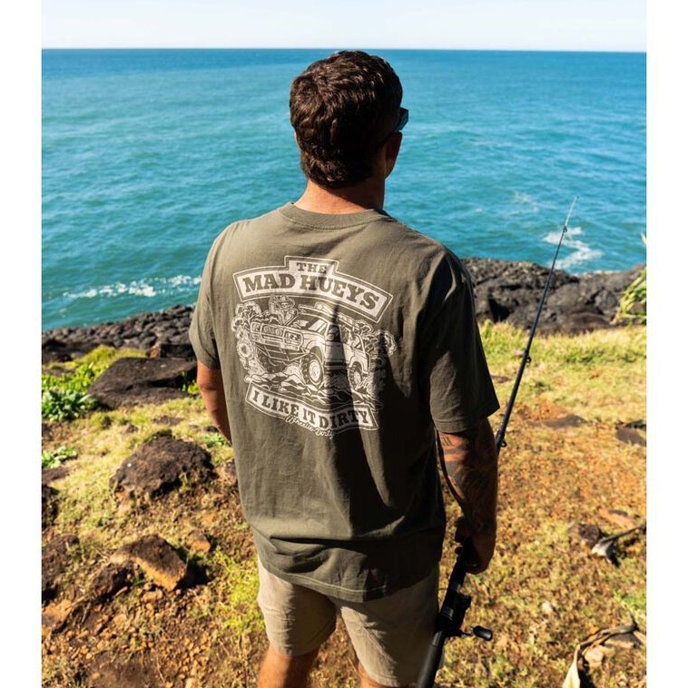 The Mad Hueys Wheelie Dirty Mens T-Shirt Olive
