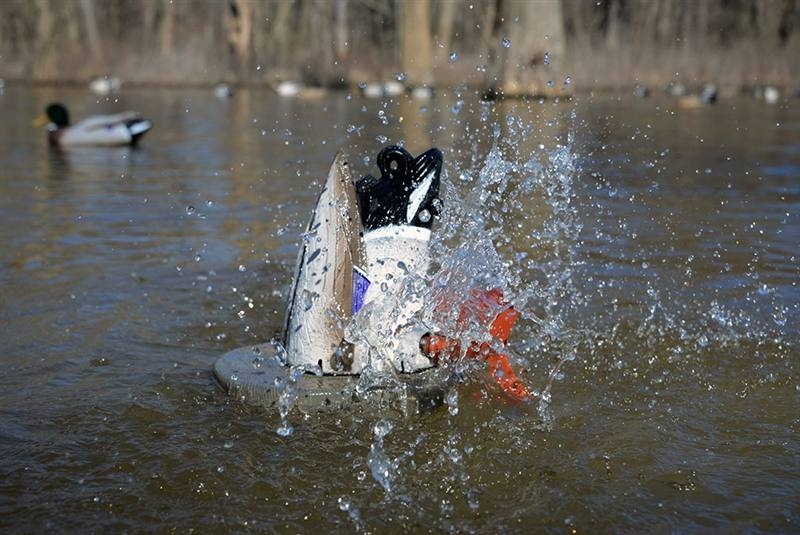 Higdon XS Crazy Kicker Mallard Drake Motion Decoy with Timer